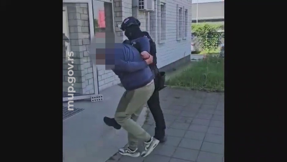 UHAPŠENI PREVARANTI IZ NEKOLIKO GRADOVA Oprali na stotine miliona dinara