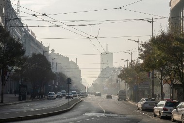 MAGLA OKOVALA SRBIJU, NE VIDI SE PRST PRED OKOM! Ovde je najhladnije, RMHZ objavio novu prognozu do kraja nedelje