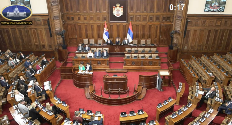 "NE POKUŠAVAJTE DA UVUČETE EVROPSKU UNIJU U TO" U Skupštini Srbije odjeknula istina: TO ŠTO RADITE JE BRUKA ZA OVU ZEMLJU