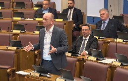 „CRTA BIJELOG“ KAO BREND: Knežević o slici Crne Gore u svetu