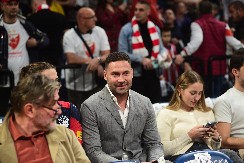 OD TROŠNE KUĆE NAPRAVIO VILU Ovo je porodični dom Duška Tošića u rodnom Orlovatu (FOTO)