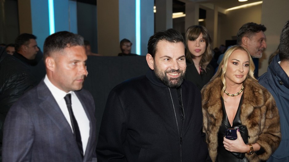 BIVŠI MUŽEVI JELENE KARLEUŠE OČI U OČI Scenario koji niko nije očekivao, sve se desilo pred očima javnosti!