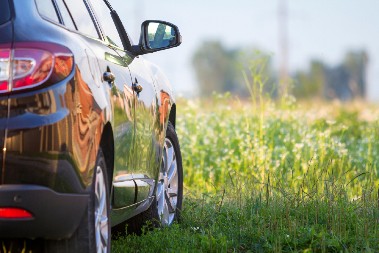 BAHATO PARKIRANJE U BUDVI POSTALO INTERNET HIT: "Ovako svojoj mami i đeci, parkiraj!" (FOTO)