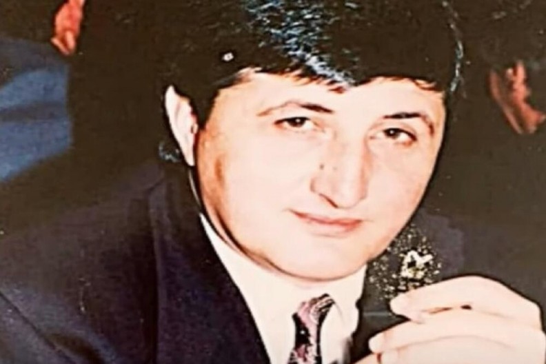 Tri decenije od misterioznog samoubistva Mije Gavrana – čoveka koji je poznavao podzemlje, politiku i moćnike. Šta se zaista dogodilo?