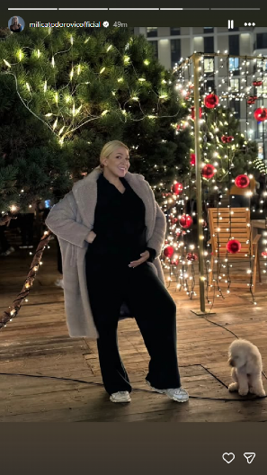 NAJRADOSNIJI DECEMBAR U DOMU MILICE TODOROVIĆ Čestitke stižu sa svih strana, pevačica se odmah oglasila