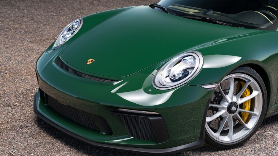 VIC DANA Kupio dasa novog Poršea pa otišao da kupi goriva...