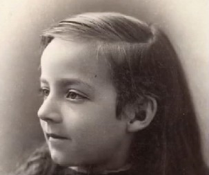 ZASPALA SA 11, PROBUDILA SE POSLE 9 GODINA Niko nema pojma kako je preživela bez hrane i vode, misteriozna priča devojčice šokirala svet! (VIDEO)