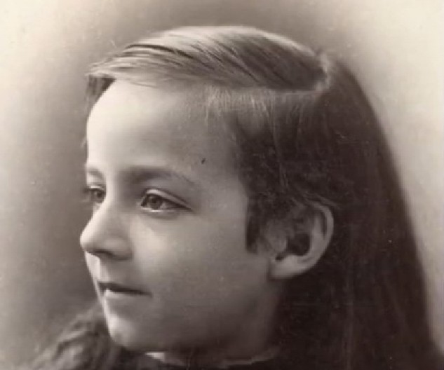 ZASPALA SA 11, PROBUDILA SE POSLE 9 GODINA Niko nema pojma kako je preživela bez hrane i vode, misteriozna priča devojčice šokirala svet! (VIDEO)