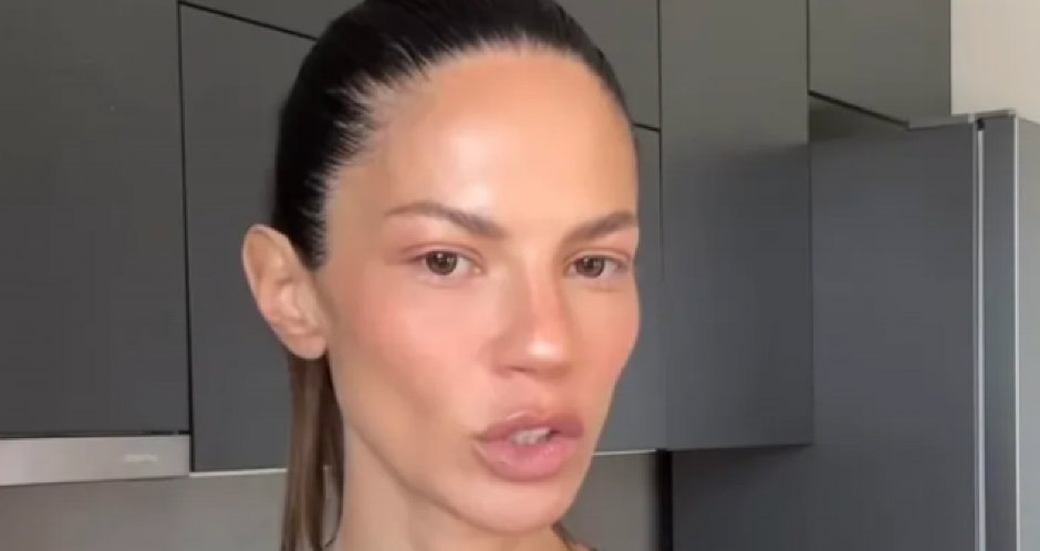 ''PORODIČNO SMO ODLUČILI DA...'' Danijela Dimitrovska prekinula ćutnju i obratila se narodu, dok je sin van Srbije iskoristila priliku da uradi ovo