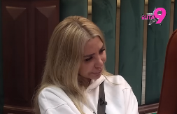 ANELI AHMIĆ SE RASULA U KOMADE! Jeca i kuka na sav glas, evo šta se desilo!