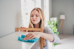 PRAŠINA VAM NE DA MIRA? Džabe stalno čistite, uvek će se vraćati ako ne održavate ove predmete