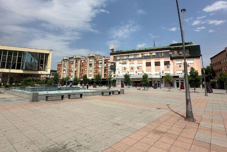 NOVAC IDE ZA POMOĆ GRAĐANIMA PRI LEČENJU Čačak: Bez svečanog dočeka Nove godine na gradskom trgu