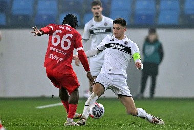 IMT POKVARIO SLAVLJE CRNO-BELIMA Bledo izdanje Partizana u Loznici koštalo ga poraza,  beogradski tim ranije obezbedio jesenju titulu