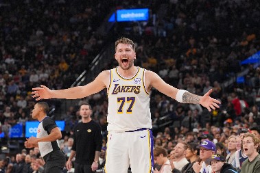 POVREDIO SE LUKA DONČIĆ Peh za Slovenca u derbiju NBA lige