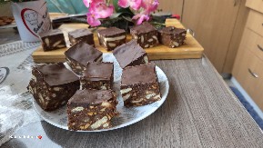 SNIKERS BAJADERA NA DOMAĆI NAČIN Recept iz bakine kuhinje oduševio domaćice na mrežama