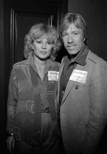 UMRLA PRVA ŽENA ČAKA NORISA Ovako se glumac oprostio od nje: "Te godine značile su mi sve"