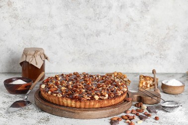 ČOKOLADNA PITA PO RECEPTU RIZ VITERSPUN RASPAMETILA DOMAĆICE Ukusa za čistu desetku