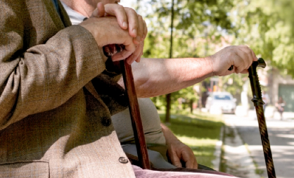 Penzionerima se ovo neće dopasti: U obećanoj EU zemlji mogu ostati bez novca, čak plaćaju i porez na penziju