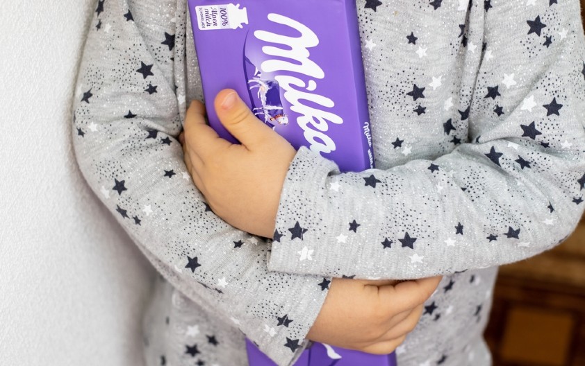 TEŠKA VREMENA ZA LJUBITELJE ČOKOLADE Svetski proizvođači dižu cene – cena Milke ide u nebesa