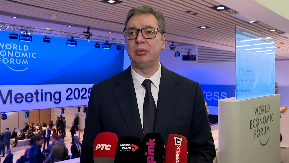 "DA NAS VEŠATE TO JE U REDU, MRTVE MAJKE NE DIRAJTE": Aleksandar Vučić o učeniku koji preti profesorima: "Mnogo ludaka ima u našoj zemlji, kao sekta se ponašaju"