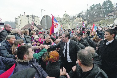 DANAS SKUP UJEDINJENJA SVIH  PAMETNIH I NORMALNIH LJUDI U SRBIJI U Jagodinu će se sjatiti ogroman broj građana kojima je otadžbina na prvom mestu