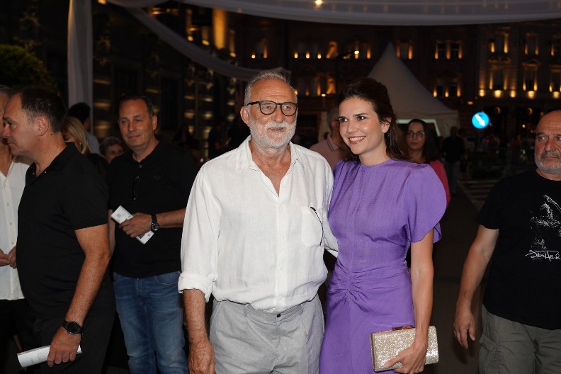 "JURIMO ŽENE 50 GODINA MLAĐE OD NAS" Naš pevač se poistovetio sa Ristovskim, pa šokirao izjavom!