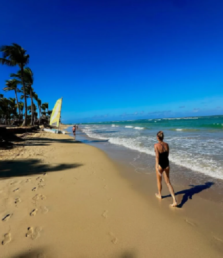 SVI GLEDAJU U TETOVAŽE SUPRUGA NAŠE PEVAČICE! Spakovali kofere i napustili Srbiju, čarobni kadrovi oduzimaju dah (FOTO)