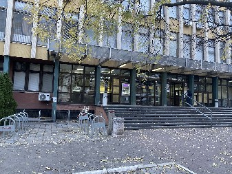 EVAKUISANA ZGRADA SUDA U NOVOM SADU Prijavljana dojava o bombi, protivdiverziona jedinica na terenu