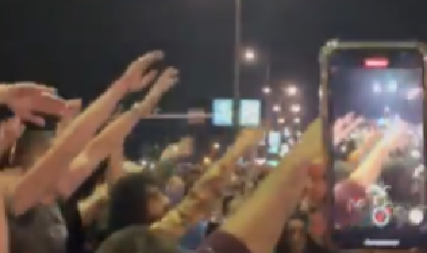 KOME JE U GLAVNOM INTERESU RUŠENJE SRBIJE: Blokada Beograda prva vest na državnoj televiziji u Hrvatskoj!