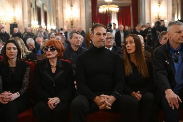 POSLEDNJI POZDRAV Košarkaške legende došle da se oproste od velikog Praje (FOTO)