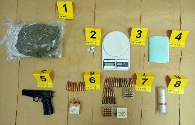 PANČEVCI UHAPŠENI ZBOG DROGE I ORUŽJA  Muškarac (64) štekovao oko 630 grama narkotika a njegov sugrađanin kokain