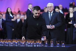 BRUJE MEDIJI U SAD Obustava američke pomoći drugim zemljama dovela do prekida vojne i ekonomske podrške Kijevu