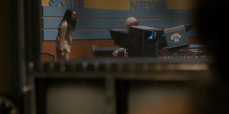 VODITELJKA DNEVNIKA IZVRŠILA SAMOUBISTVO! Očajne kolege gledale kako puca sebi u glavu, nastala panika u studiju, nije joj bilo spasa