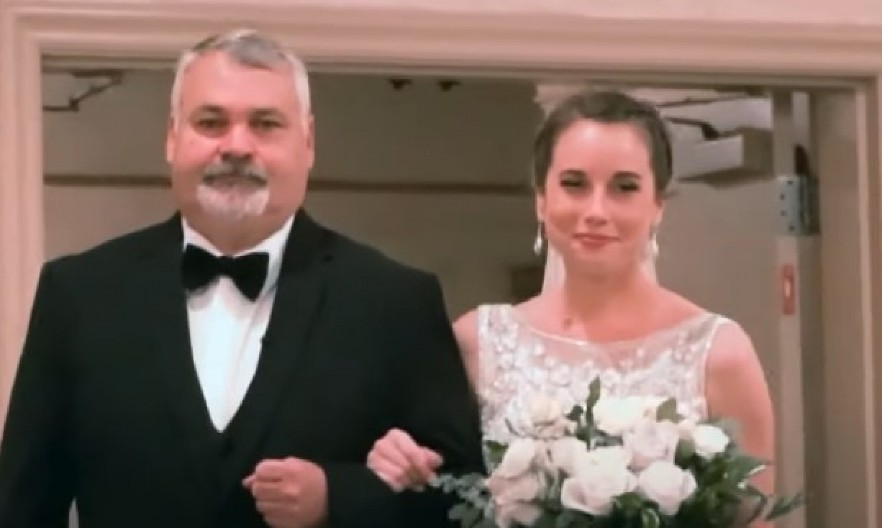 TRAGEDIJA SE PRETVORILA U NOVI POČETAK Na venčanju je zamolila NJEGA da je isprati do oltara – svi su briznuli u plač! (VIDEO)