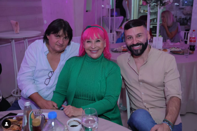 VODITELJKA SE RAZVELA OD SINA ZORICE BRUNCLIK Žestoko udarila na bivšu svekrvu, progovorila i o aferi sa Lukasom!