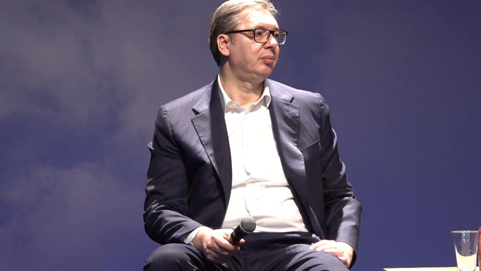 U RUŠENJE VUČIĆA ULOŽENO 929 MILIONA DOLARA! USAID finansirao napade na Srbiju