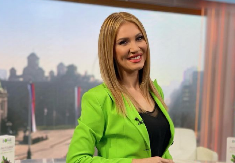 ROĐENA SESTRA VODITELJKE JUTARNJEG PROGRAMA JE RIJALITI UČESNICA Sličnost je neverovatna, a evo ko je u pitanju (FOTO)