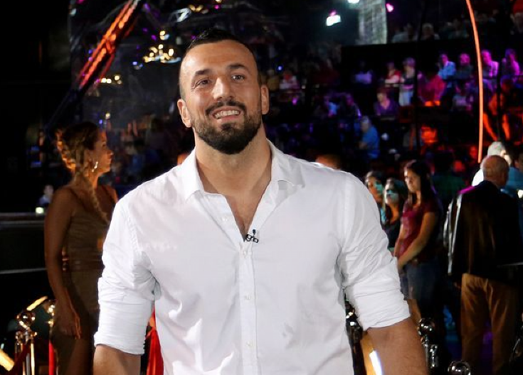 OSUĐIVAO JE DRUGE, A SADA ON RADI ISTO! Povratak Vladimira Tomovića, zbog ogromne zarade se odlučio na ovaj korak!