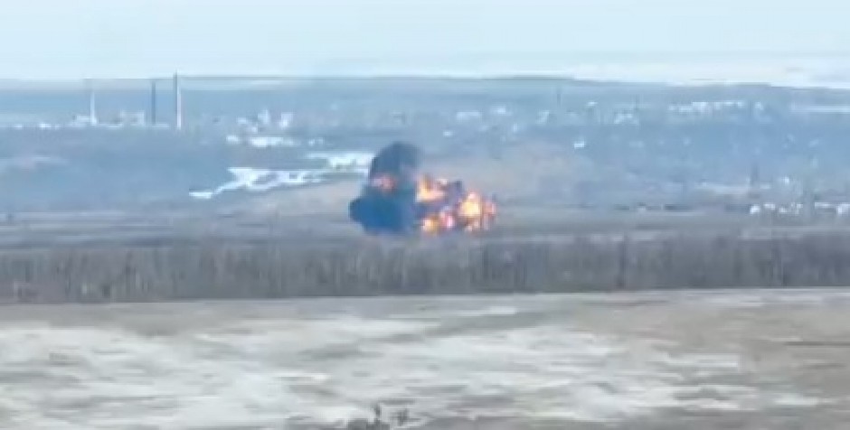 SRUŠILI RUSKI SUHOJ, OBJAVLJEN I SNIMAK Grunuo u zemlju, eksplozija potresla tlo! (VIDEO)