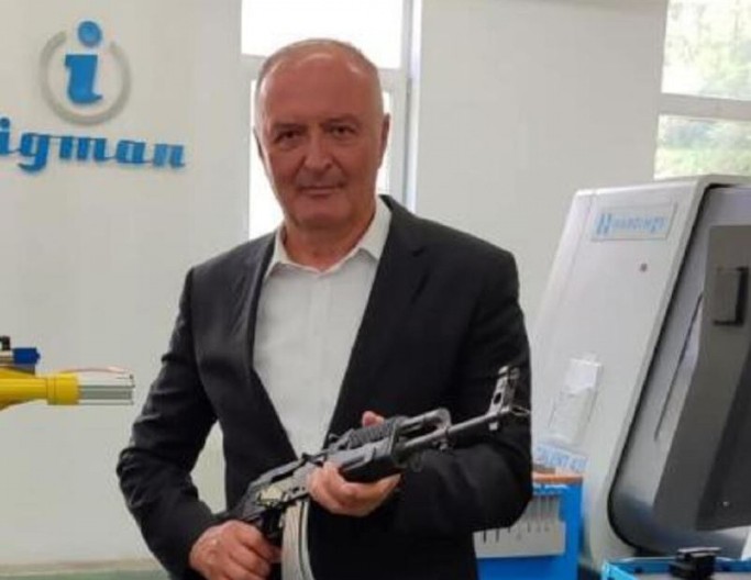 ISLAMISTIČKI EKSTREMISTA OPET KIPTI OD BESA ZBOG VUČIĆA Smeta im što voli i brani Srbiju, pa su osuli paljbu po njemu