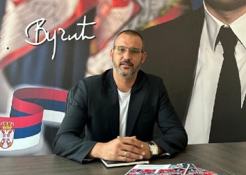 "VUJOVIĆ TRAŽI PUT SPASENJA, KAKO IZ MULJA DO LIDERA": Otvoreno pismo Nenada Miškovića