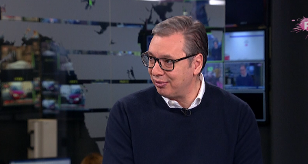 "NEMAM ŠTA TU DA BRINEM" Vučić o incidentu sa točkom: 'Momci koji me čuvaju su sjajni profesionalci, nemam razloga za brigu'