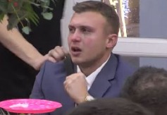 STEFAN KARIĆ GRCA U SUZAMA! Ne može da dođe sebi, nakon loših vesti se drži za glavu!